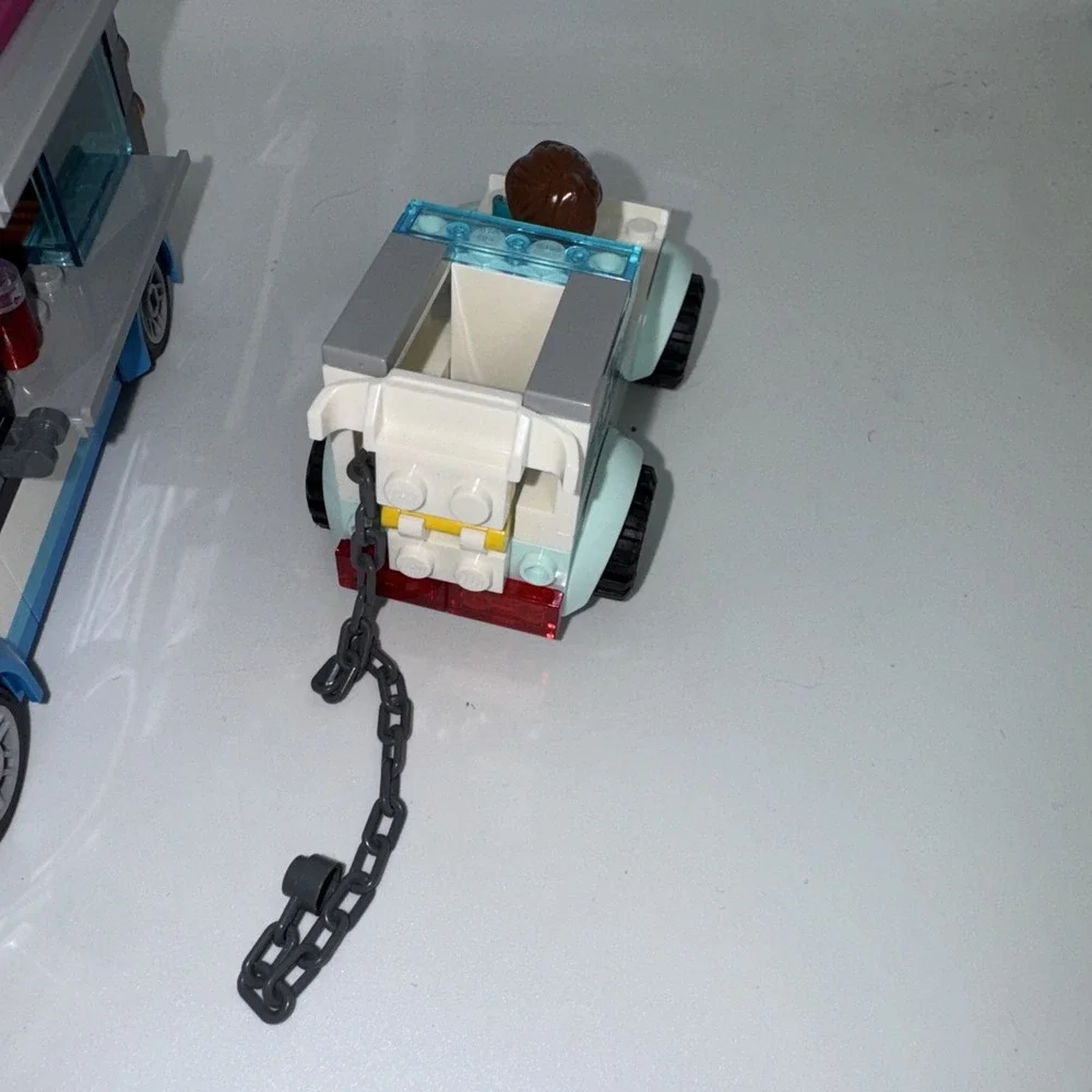 Lego City Penguin Slushy Van Set and a Small Van Incomplete sets